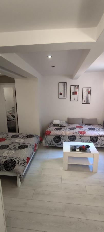 Studio Apartman Kocka Belgrad Dış mekan fotoğraf