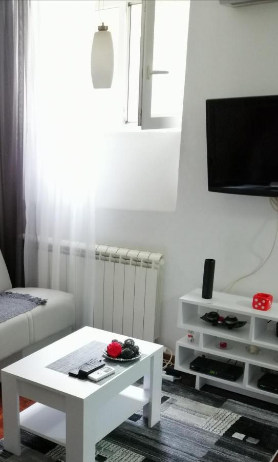 Studio Apartman Kocka Belgrad Dış mekan fotoğraf