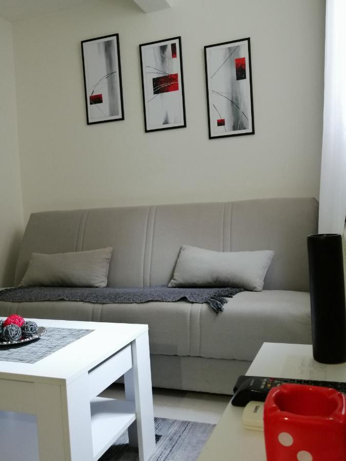 Studio Apartman Kocka Belgrad Dış mekan fotoğraf